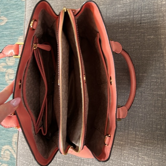 Michael Kors Savannah Satchel Saffiano (Peach) - Picture 5 of 13